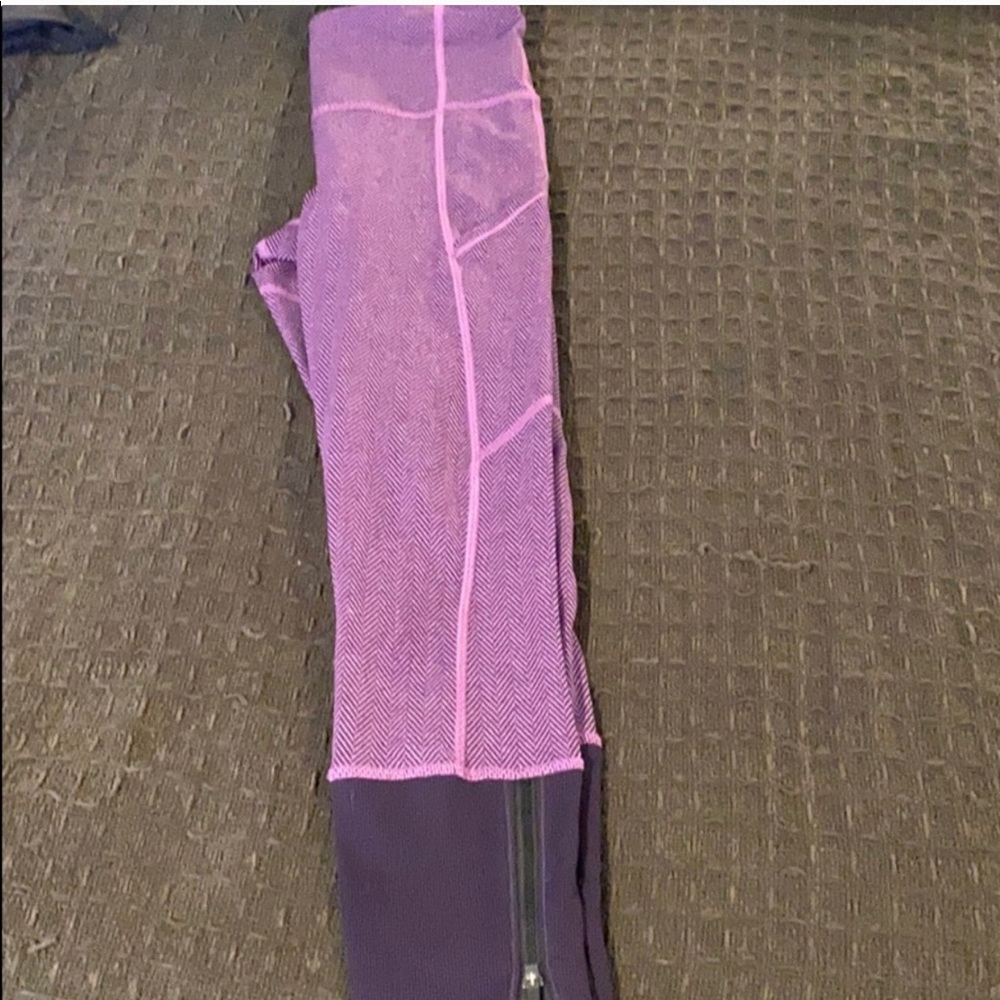 RARE!  Lulu🍋 Rebel Runner Purple Leggings